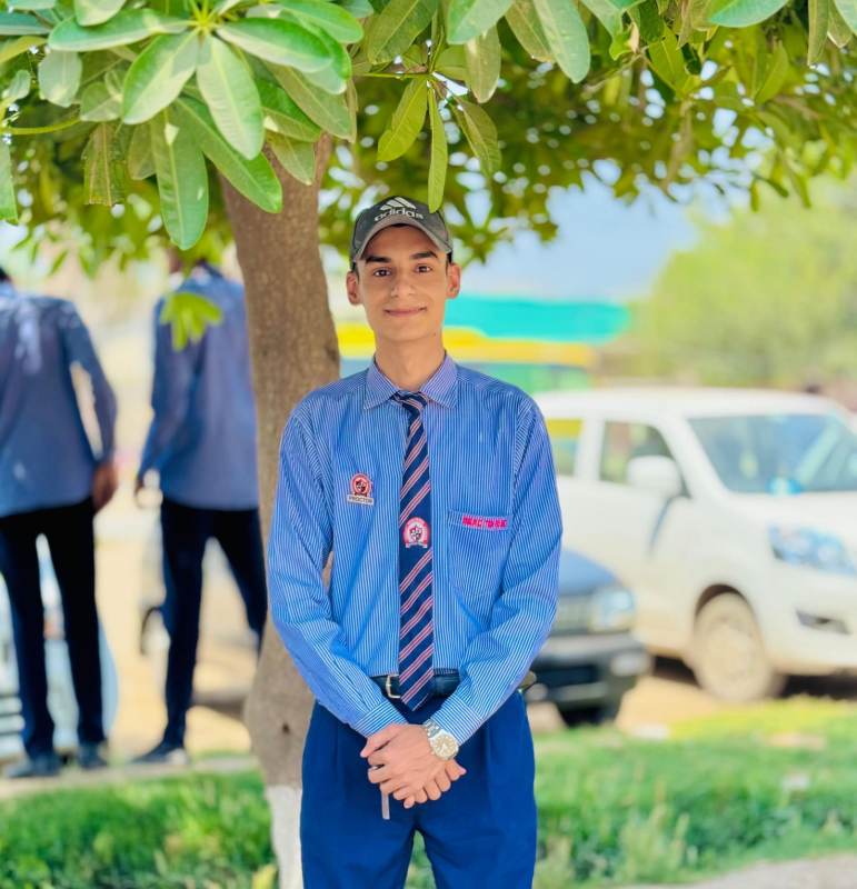 M.Umer